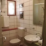Art Apartment *